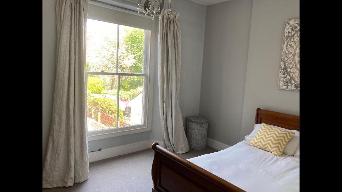 Central Truro! Large Double Room In Victorian Property エクステリア 写真